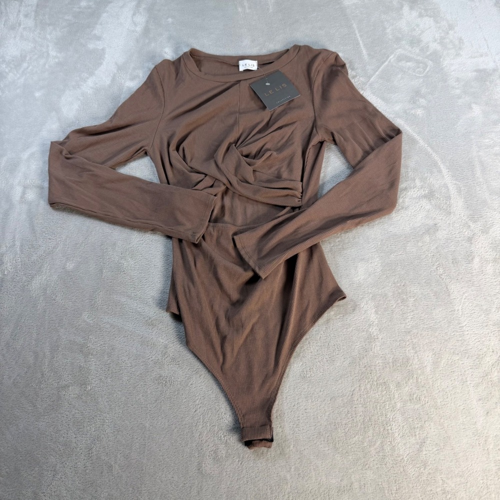 Le Lis Twist Front Cutout Bodysuit Womens M Brown Ribbed Rayon Long Sleeve New